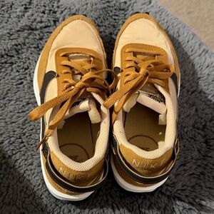 Nike Women’s Mustard Yellow and Brown Sneakers